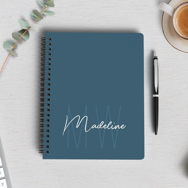 Modernes Minimalistisches Monogramm Blau Notizblock (Modern Minimalist Monogram Blue Notebook by MINTIC DESIGN STUDIO)