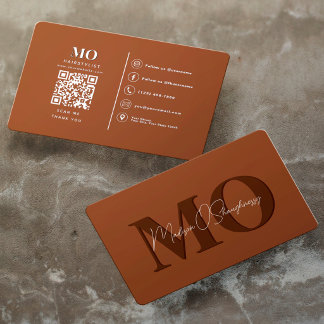 Modernes minimalistisches Monogramm QR Terrakotta Visitenkarte