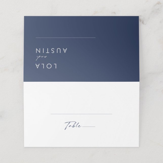 Modernes Minimalistisches Navy Blue | Silber gekla Platzkarte (Außenseite Aufgefaltet)