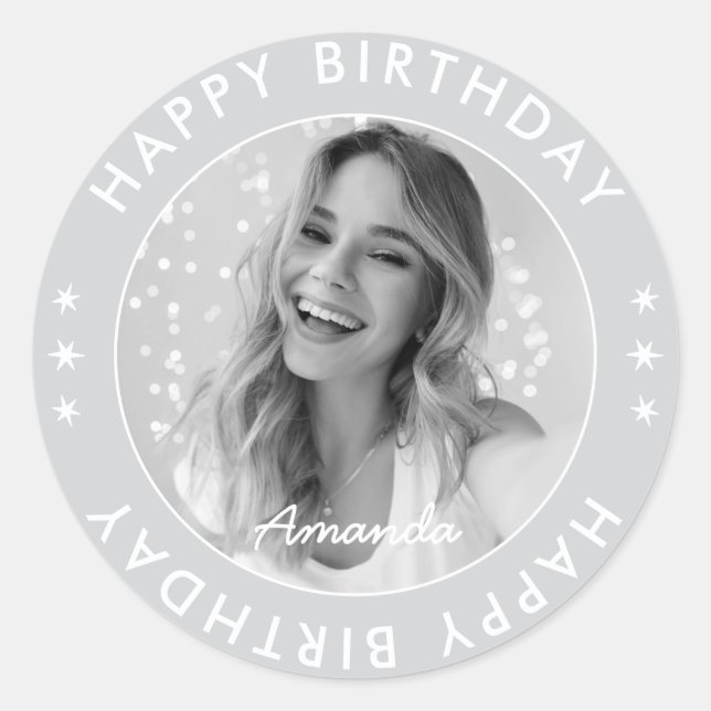 Modernes Minimalistisches, schlichtes Graues Happy Runder Aufkleber (Vorderseite)