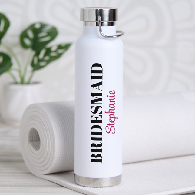 Modernes Minimalistisches Script-Hochzeitsskript-B Trinkflasche (Personalized Bridesmaid Water Bottle for Bridesmaid Proposal & Bachelorette Party Favors)