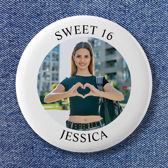 Modernes Minimalistisches Sweet 16 Birthday Circle Button (Modern Minimalist Sweet 16 Birthday Circle Photo Button)