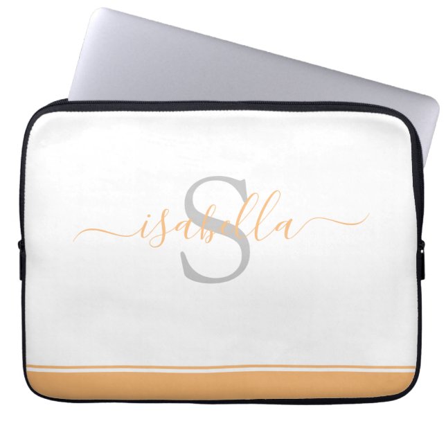 Modernes Mit Monogramm Minimalistisches Peach Scri Laptopschutzhülle (Vorderseite)