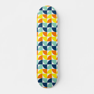 Modernes Mittelalter geometrisch Cool Skateboard