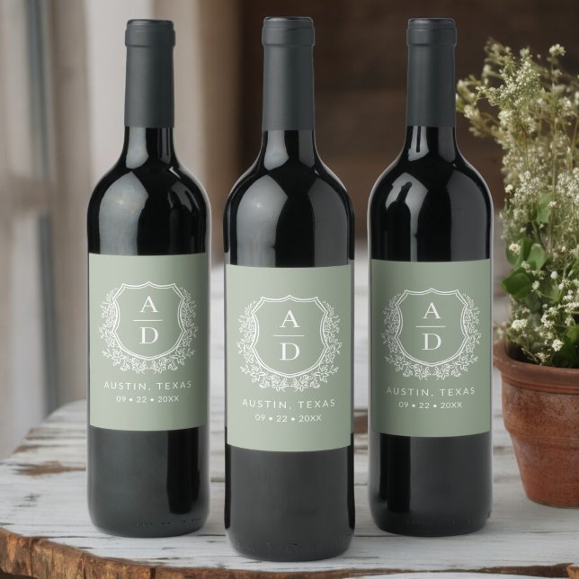 Modernes Monogram Wedding Sage Green Wappen Weinetikett (Von Creator hochgeladen)