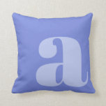Modernes Monogramm Anfangsbuchstaben Trendy Periwi Kissen<br><div class="desc">Niedliches modernes Monogramm mit dem ersten Buchstaben Ihrer Wahl, in periwinkle lila.</div>