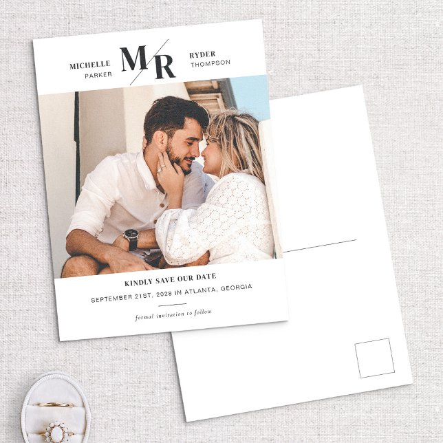 Modernes Monogramm-Foto Save the Date Postkarte (Von Creator hochgeladen)