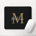 Modernes Monogramm für Schwarze und Gold-Script Mousepad<br><div class="desc">Modern Schwarz-Gold-Script-Monogram-Maus-Pad</div>
