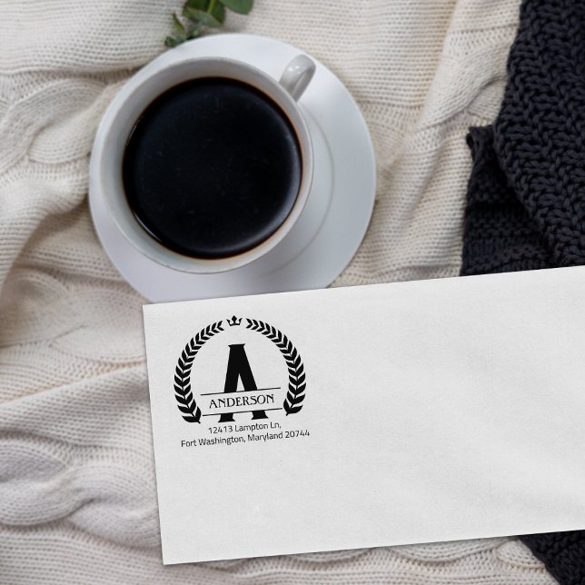 Modernes Monogramm Laurel, kundenspezifische Rücks Gummistempel (Von Creator hochgeladen)