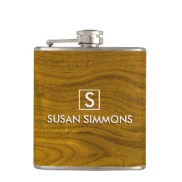 Modernes Monogramm mit Name auf Holz Flachmann