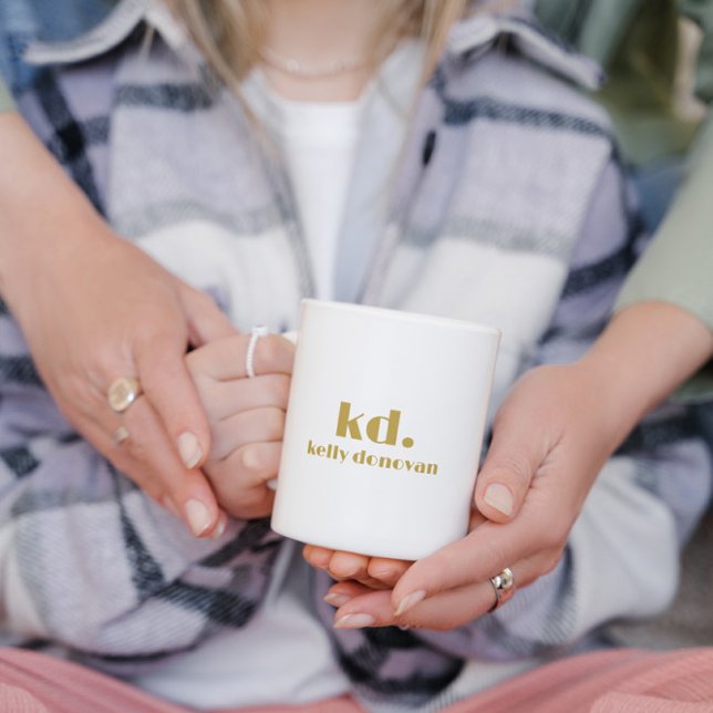 Modernes Monogramm und Name Minimalistisches Desig Kaffeetasse (Von Creator hochgeladen)