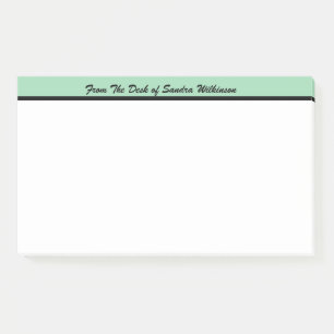 Modernes Monogramm vom Schreibtisch der Post-it Klebezettel