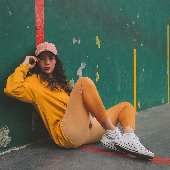 Modernes Monoton-Licht in Dunkelorange Capri Leggings (Von Creator hochgeladen)