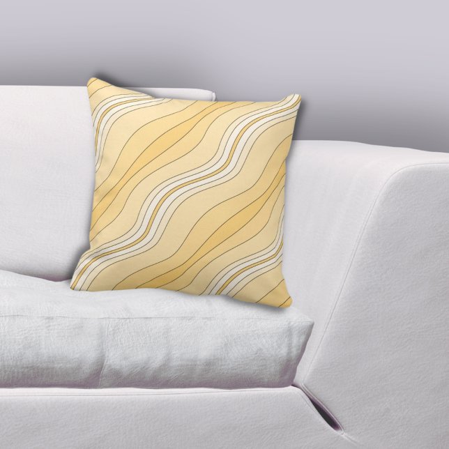 Modernes Muster gelber Linien Kissen (Modern Yellow Layered Lines Pattern Throw Pillow)