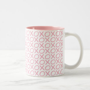 Modernes Muster XOXO Valentinstag Liebe Zweifarbige Tasse