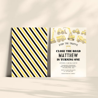 Modernes Niedliches Baufahrzeug zum ersten Geburts Einladung