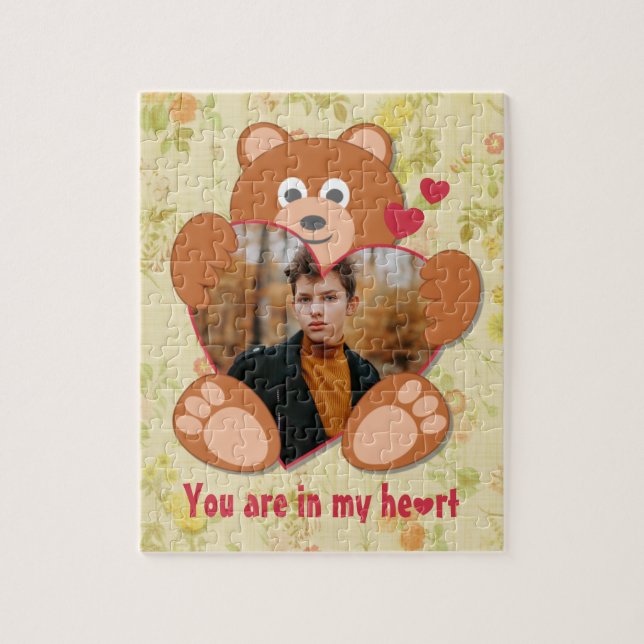 Modernes Niedliches Gelbes Teddybär Herzkranz Foto Puzzle (Vertikal)