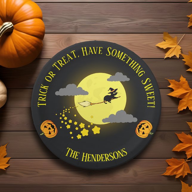 Modernes Niedliches Hexenkatze Halloween Kids Part Pappteller (Von Creator hochgeladen)