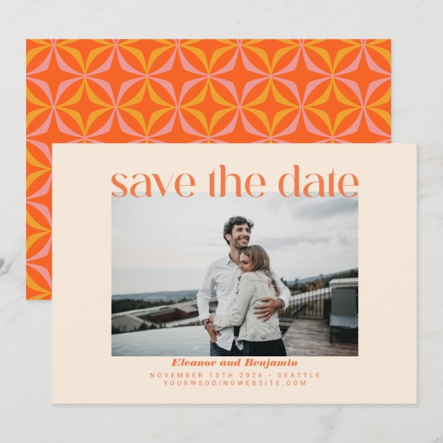 Modernes Orange Retro Typografy Foto Wedding Save The Date (Vorne/Hinten)