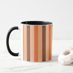Modernes Orangenmuster mit Zickzack Streifen Tasse