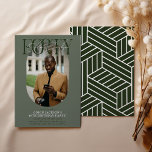 Modernes Oval Foto & Unterschrift 40. Geburtstag Einladung<br><div class="desc">Moderne stilvolle 40. Geburtstagseinladung. Das Design beinhaltet ein ovales Foto des Geburtstagsmädchens/Jungen, die elegante Schrift "FORTY" mit dem Namen der Personen in der Signatur-Schrift über dem oberen Teil und eine einfache Geburtstagsgeschenk-Vorlage, die sich leicht mit Ihren eigenen Details anpassen lässt. Die Farben können auch an das eigene Party angepasst werden....</div>