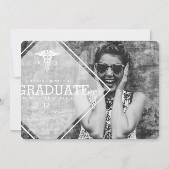 Modernes Overlay | RN Graduation Party Foto Einladung (Vorderseite)