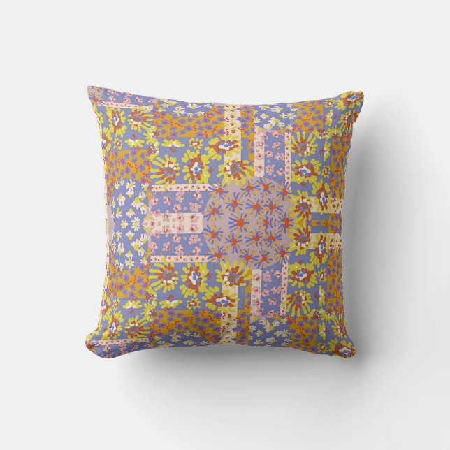 Modernes Patchwork Daisy Blume auf Periwinkle Kissen (Vorderseite)