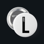 Modernes Personalisiertes Fettmonogramm und Name Button<br><div class="desc">Modernes Monogram Design mit personalisiertem Monogramm-Buchstaben "L" und Namen im modernen fett formatierten Sans Serif Schriftart Stil. Perfektes Geschenk für ihn,  Vatertagsgeschenk,  Trauzeuge Geschenk und vieles mehr.</div>