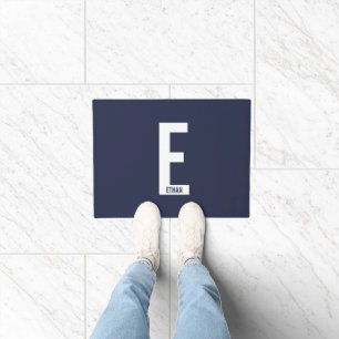 Modernes Personalisiertes Fettmonogramm und Name Fußmatte