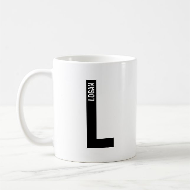 Modernes Personalisiertes Fettmonogramm und Name Kaffeetasse (Links)