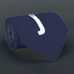 Modernes Personalisiertes Fettmonogramm und Name Krawatte<br><div class="desc">Modernes Monogram Design mit personalisiertem Monogramm Buchstaben "J" und Namen im modernen fett formatierten Sans Serif Schriftart Stil. Perfektes Geschenk für ihn,  Vatertagsgeschenk,  Trauzeuge Geschenk und vieles mehr.</div>