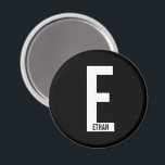 Modernes Personalisiertes Fettmonogramm und Name Magnet<br><div class="desc">Modernes Monogram Design mit personalisiertem Monogramm Buchstaben "E" und Namen im modernen fett formatierten Sans Serif Schriftart Stil. Perfektes Geschenk für ihn,  Vatertagsgeschenk,  Trauzeuge Geschenk und vieles mehr.</div>