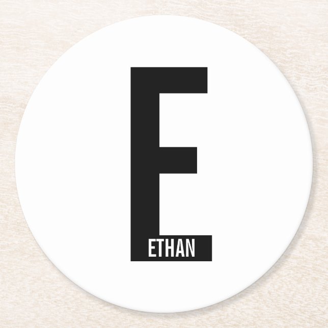 Modernes Personalisiertes Fettmonogramm und Name Runder Pappuntersetzer (Vorderseite)