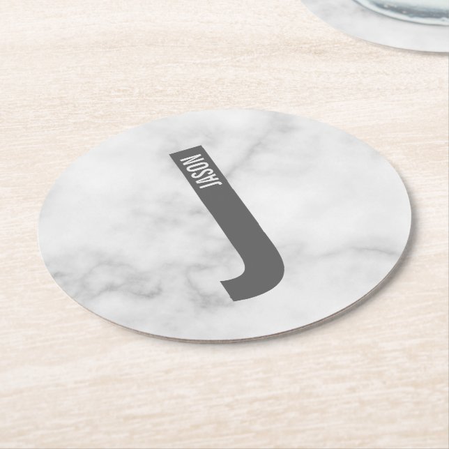 Modernes Personalisiertes Fettmonogramm und Name Runder Pappuntersetzer (Angewinkelt)