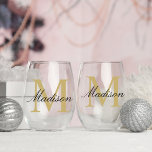 Modernes Personalisiertes Gold Black Monogram Weinglas Ohne Stiel<br><div class="desc">Mit unserem modernen Personalisierten Schwarz-Monogramm Edelstahlglas aus Gold stärken Sie sich bei jeder Feier. Dieses schicke und vielseitige Glas ist mit einem eleganten Gold- und schwarzen Monogramm geschmückt und ist somit das perfekte Geschenk für Hochzeitsfeiern, Geburtstage und Geburtstage. Mit einem Namen für eine zusätzliche Touch von Eleganz. Diese stilvollen und...</div>