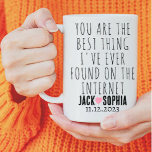 Modernes Personalisiertes Hochzeitspaar Name Rosa Tasse