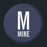 Modernes Personalisiertes Monogramm und Name Magnet<br><div class="desc">Modernes Monogram Design mit personalisiertem Monogramm und Namen im modernen fett formatierten Sans Serif Schriftart Stil. Perfektes Geschenk für Wiedersehen Party,  Hauswärmung Party und mehr.</div>