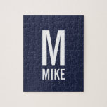 Modernes Personalisiertes Monogramm und Name Puzzle<br><div class="desc">Modernes Schwarz-Weiß-Monogramm-Design mit personalisiertem Monogramm und Namen im modernen fett formatierten Sans Serif Schriftart Stil. Perfekt als modernes Loft/minimalistisches Wohngestaltung-Accessoire,  Hauswärmespeicher,  Familiengeschenk und Geschenk für alle besondere Anlässe.</div>