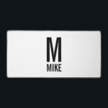 Modernes Personalisiertes Monogramm und Name Schreibtischunterlage<br><div class="desc">Modernes Schwarz-Weiß-Monogramm-Design mit personalisiertem Monogramm und Namen in schwarz,  modern fett und serifenfarbig auf weißem Hintergrund.</div>