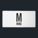 Modernes Personalisiertes Monogramm und Name Schreibtischunterlage<br><div class="desc">Modernes Schwarz-Weiß-Monogramm-Design mit personalisiertem Monogramm und Namen in schwarz, modern fett und serifenfarbig auf weißem Hintergrund.</div>
