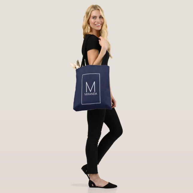 Modernes Personalisiertes Monogramm und Name Tote  (Am Model)