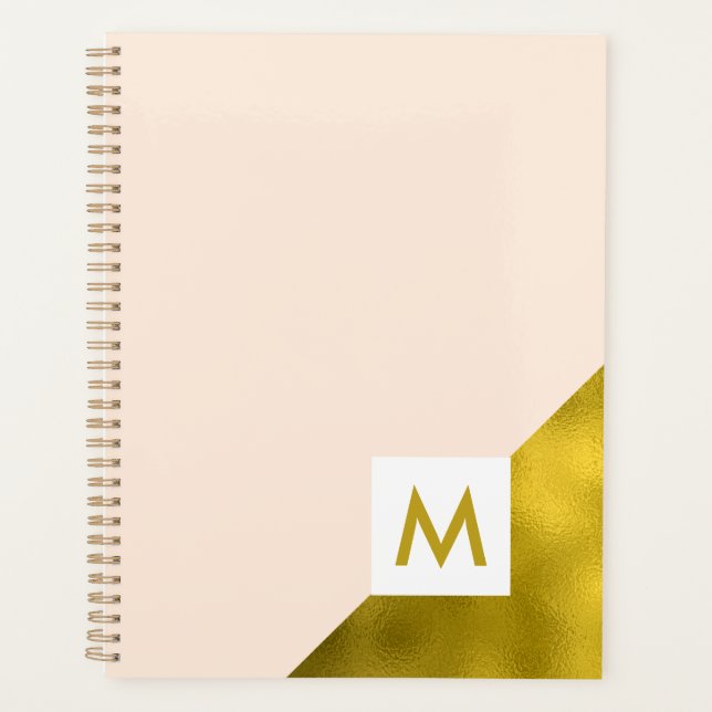 Modernes Pfirsich- und Gold-Monogramm Planer (Vorderseite)