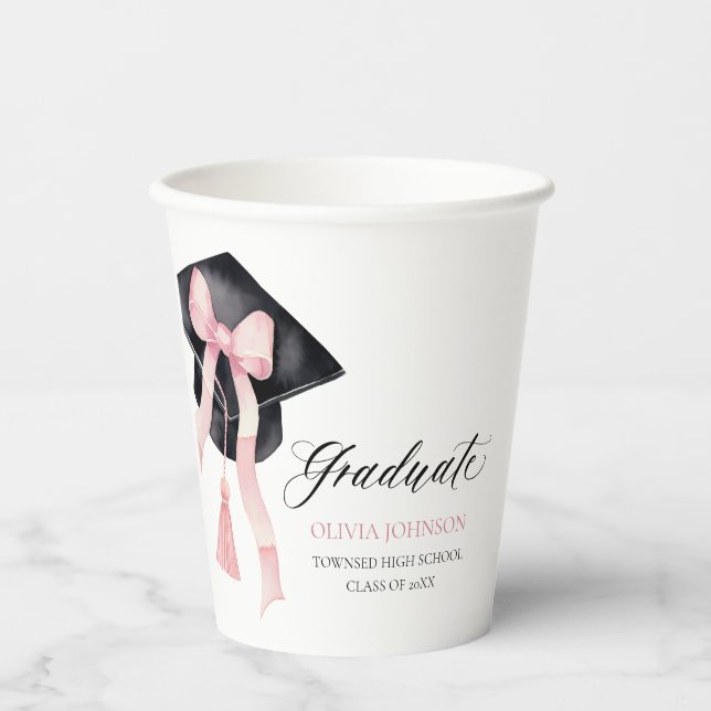 Modernes Pink Bow Coquette Graduate Cap Graduate Pappbecher (Vorderseite)
