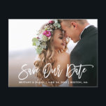 Modernes Pinselskript Rette unser Date-Foto Postkarte<br><div class="desc">Modernes Pinselskript Rette unsere Date Verlobung Couple Foto Postcard</div>