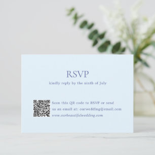 Modernes Pulver Blue QR Code Elegante Hochzeit RSVP Karte