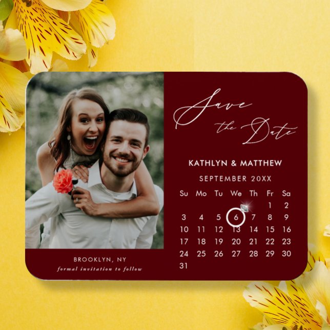 Modernes Red Elegant Script-Foto Save the Date Magnet (Von Creator hochgeladen)