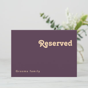 Modernes Retro   Dunkles Lila Vorbehaltszeichen