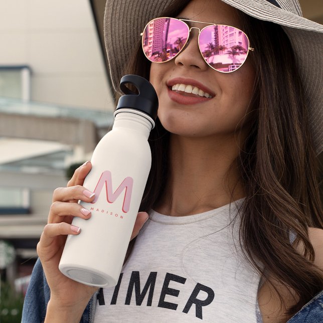 Modernes Retro-Monogramm für den Niedlichen Indivi Edelstahlflasche (Hey trendy teens! Keep cool in the most stylish way possible with this custom retro water bottle!)