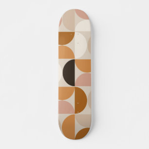 Modernes Retro-Muster aus dem Mittelalter - braune Skateboard