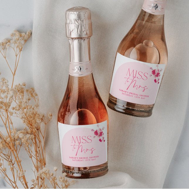 Modernes Rosa-Bright-Brautparty Rose (Miss to Mrs | Mini Wine Labels - Matching items available.)
